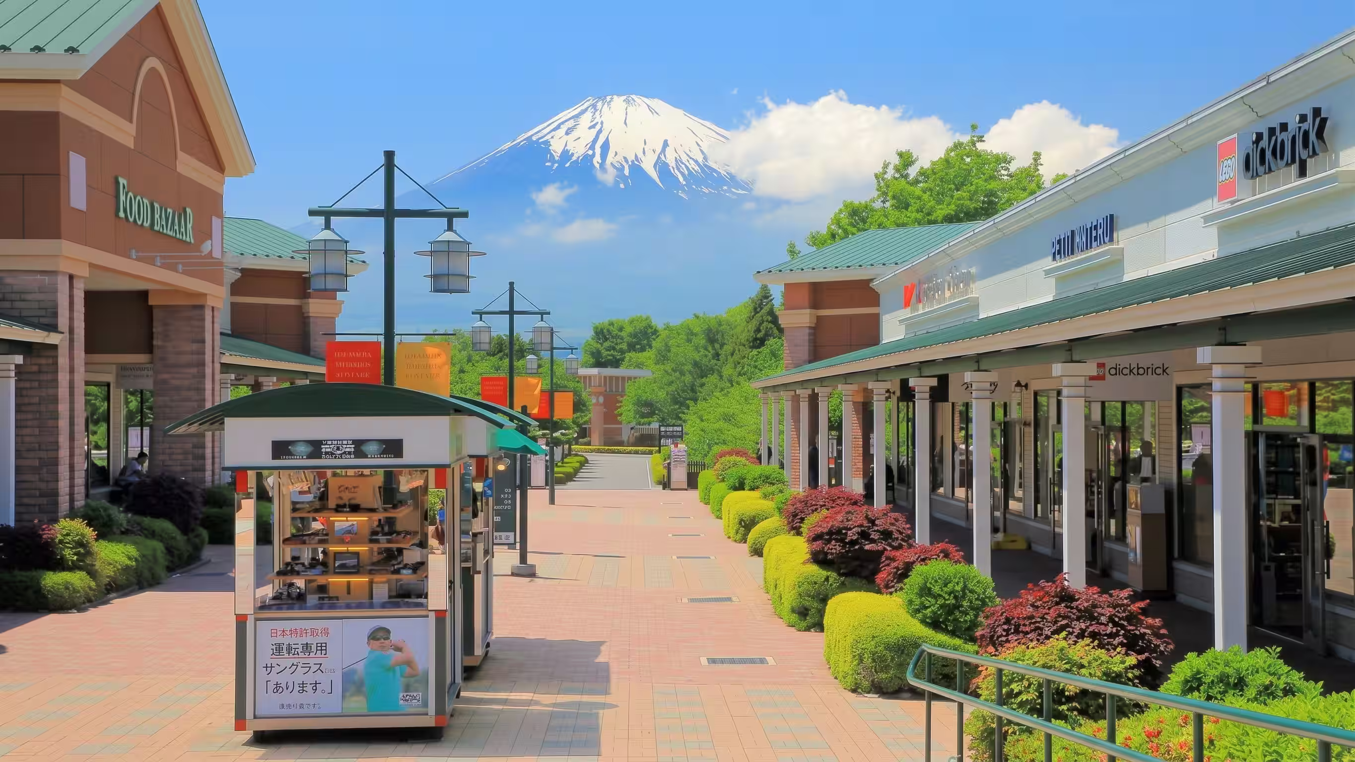 Gotemba Premium Outlets durante el regreso hacia Tokio.